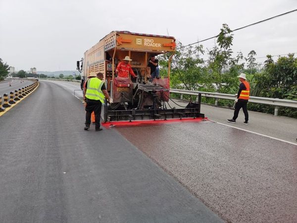 Micro Surfacing paver